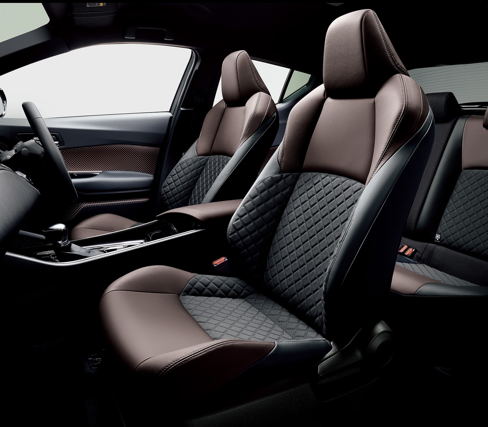 C-HRの乗り換え先候補？新型プリウスとSUV「C-HR」を比較｜KINTO